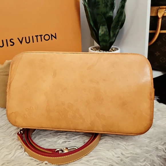 🔥Authentic 🔥 Louis Vuitton Alma Pm - Picture 8 of 16